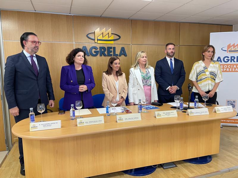 María Rivas sitúa al Gobierno como el principal aliado de las empresas para que 2022 sea el año de la transformación de Galicia y A Coruña