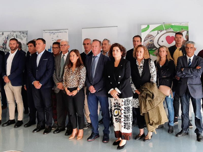 María Rivas expresa o respaldo do Goberno ao sector pesqueiro coruñés fronte á implantación de 87 zonas de veda en augas comunitarias