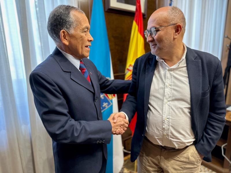 Abel Losada recibe ao Cónsul Xeral de Venezuela en Vigo, Martín Pacheco Morillo