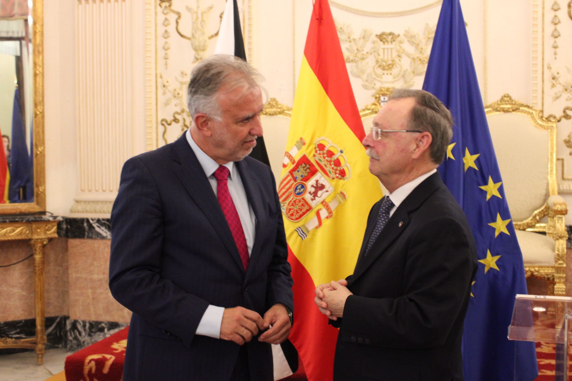 Torres expresa el compromiso del Gobierno de España con Ceuta para seguir avanzando en el Plan Integral  
