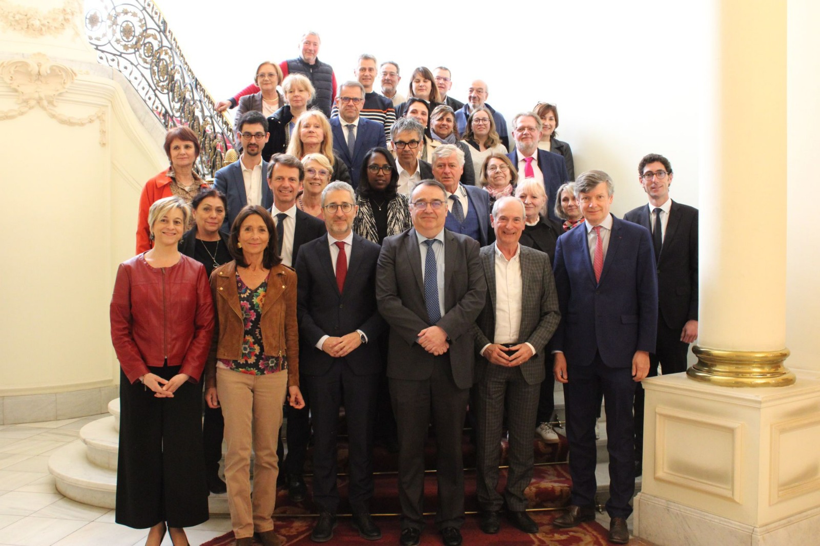 Arcadi España se reúne con representantes públicos municipales del Departamento francés Seine-et-Marne